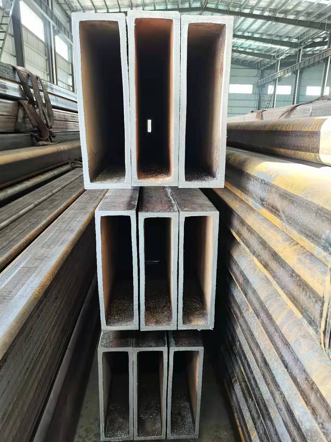 買(mǎi)Q355C方矩管就找山東鋼聯(lián)首特方管廠